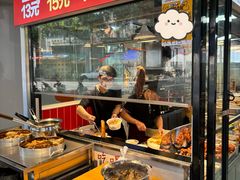 -明姨仔潮汕美食·碳炉猪脚·汕尾牛腩饭·起片鸡煲(起义路店)