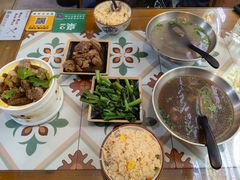 -阿灶卤煮老店·姜母鸭(五店市总店)