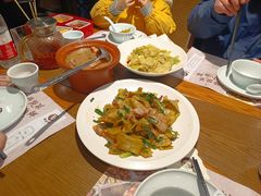 -黄泥岗·地道湖北菜(奥特莱斯店)