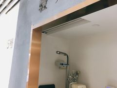 -宏宇眼镜蔡司依视路折扣店(兆佳眼镜城店)