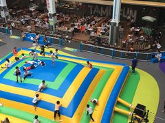 -蒙特利亲子乐园