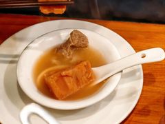 -莲餐厅·湖北菜·潜江小龙虾店(愚园路店)