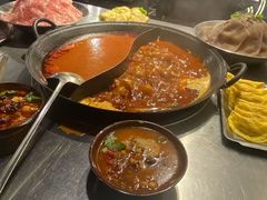 -鹿鸣山草本茶香火锅(园西路店)