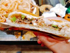 -牡丹广场薛栓子擀面皮大王