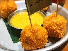 芝士土豆丸子佐咖喱酱-saigon saigon | 西贡西贡(滨北店)