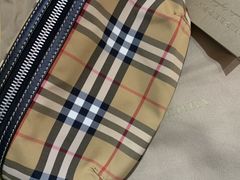 -BURBERRY(上海港汇恒隆广场店)