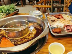 -金鼎雪山牦牛杂火锅(理县总店)