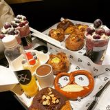 排队到晕厥的面包店