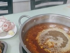 -荣吉招牌自助骨头锅(顾乡店)