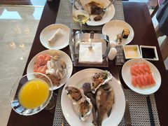 -南湖名都·景湖轩全日制餐厅·海鲜自助·东南亚风味·临湖而食
