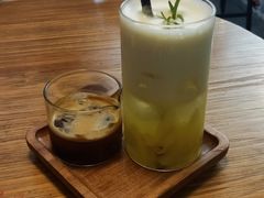 凤梨美式-转山咖啡(松柏社区店)