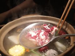 -邹开喜·小海鲜醉鸡煲·潮汕鲜切牛肉店(襄阳北路店)