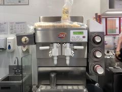 -DQ·蛋糕·冰淇淋(东方宝泰店)