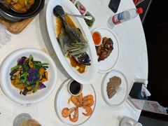 -万龙洲海鲜(大兴绿地缤纷城店)