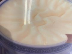 -广信牛奶甜品世家(台东店)