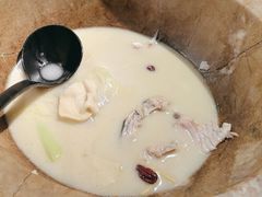 -云荷里·蒸汽石锅鱼·云南菜(中发百旺店)