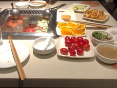 -海底捞火锅鲜切牛肉主题店(长寿路店)