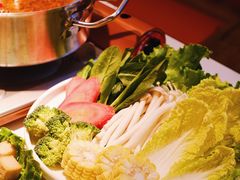 -享遇.锅姥姥牛排海鲜自助(小寨店)
