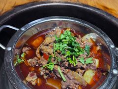 -大众跷脚牛肉馆·非遗传承单位(峨眉山店)