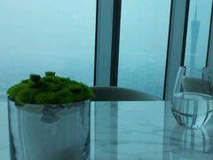 餐厅位于云端-广州四季酒店·意珍·意式自助餐