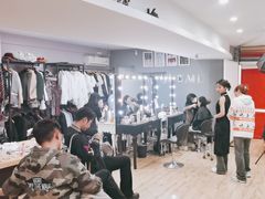 -花儿照相馆·最美证件照(红旗街万达店)