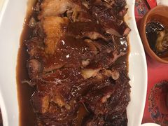红扒整猪头-玉华台饭庄(裕中西里小区店)