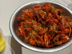 -琥珀老六龙虾(四里河店)