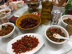 爆炒牛蛙-谭姐湘菜馆(浦东大道店)