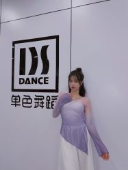 -单色舞蹈