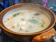 千岛湖淳牌鱼头白汤-鱼食饭稻·苏浙土菜17年老馆子(平江路店)