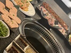 -炙忧烤肉屋(中国铁建广场店)