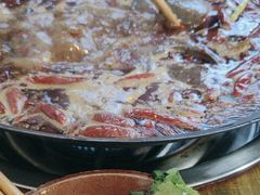 -黄潇洒老火锅(九眼桥宏济巷店)