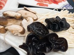 -楼外楼大刀肉传统火锅居(幸福街店)