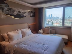 -爱舍海岸酒店(香港中路五四广场店)