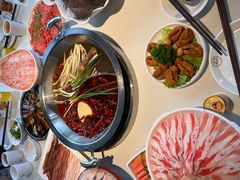 -茅草房·河畔园林火锅