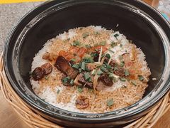 广式腊味煲仔饭-狐狸爱上椰子鸡(滨江星光大道店)