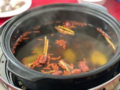 -花苑美食横琴生蚝火锅(拱北粤华路店)