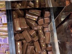 -VENCHI 闻绮(广州太古汇店)