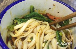 Baojiao Junpian Rice Noodles