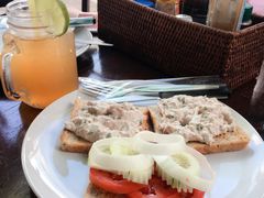 -Kat's Kitchen