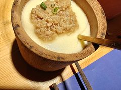 -何师烧烤·小龙虾·江湖川菜·精酿啤酒(成温店)