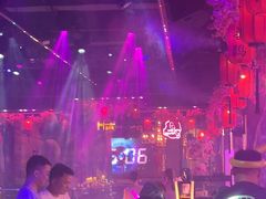 -喜鹊音乐酒馆(西街店)