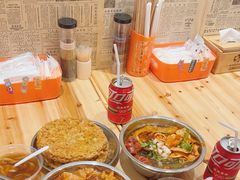 -柳州肥姨妈大骨螺蛳粉(江宁万达店)