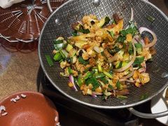 -东口码头·烧鸽子·鱼头泡饼·地方菜(金鹰悦城店)