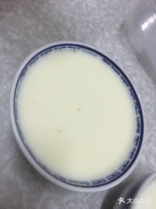 老字号金榜牛奶双皮奶图片