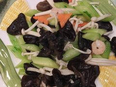 -老妈厨房团圆饺子东北菜(北环路店)