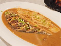 深海大黄鱼烧年糕-芳·宴江南(范家路店)