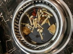 -秦宝雪花牛肉养生火锅(大兴九臻店)