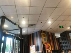 -麦当劳(北苑秋实路店)