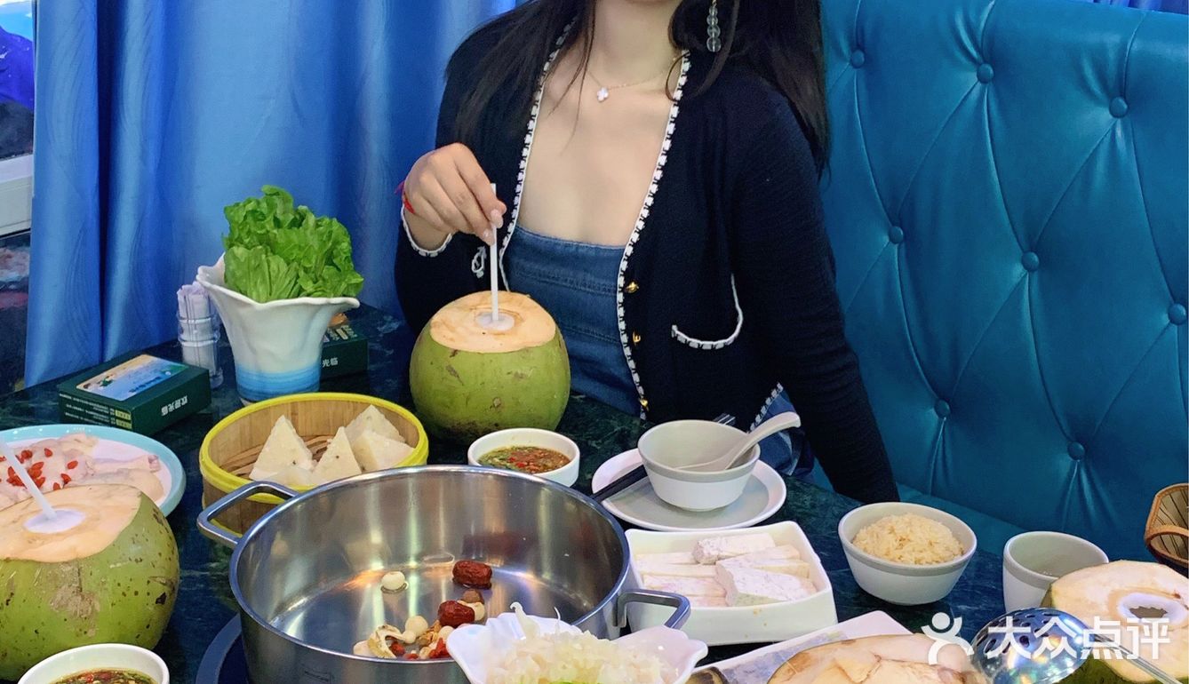 三亚探店｜为了这个椰子鸡🥥也值得跑趟三亚